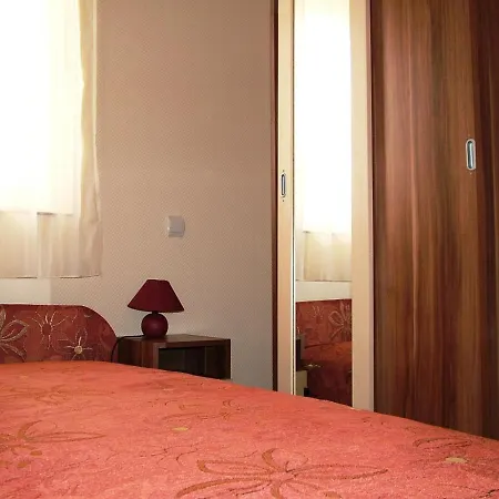 Apartment Narancs *
