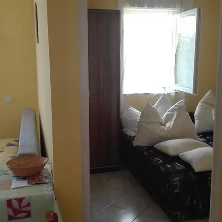 Apartment Narancs *